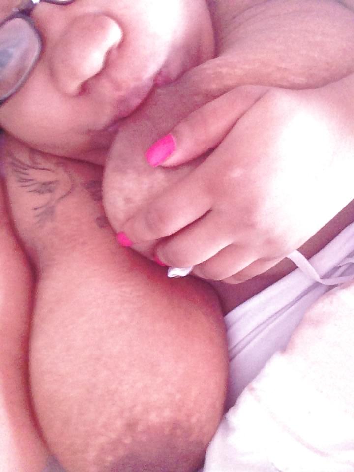 25P Jasmine(Big Tits Huge Areolas) & A Pretty Pussy