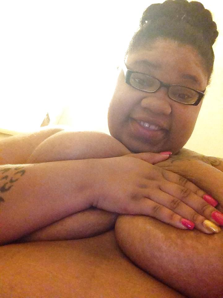 25P Jasmine(Big Tits Huge Areolas) & A Pretty Pussy
