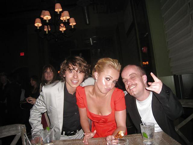 25P Hayden Panettiere - Fappening 2 - New Leaked Personal Photos