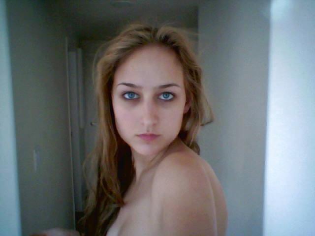 25P LeeLee Sobieski nude leaks FULL SET