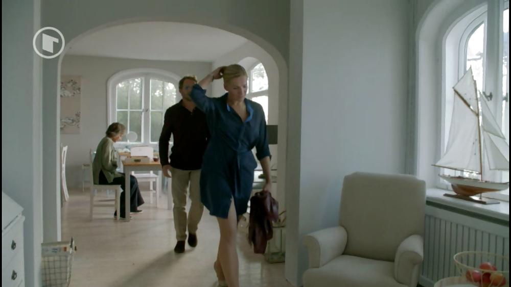 15P Sexy German actress Tanja Wehdorn -Milf, blonde