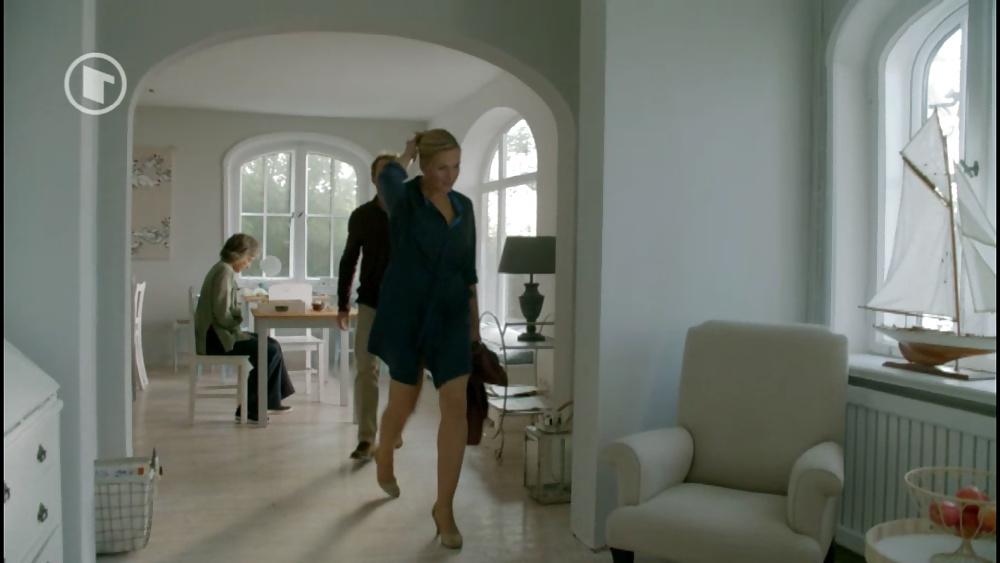 15P Sexy German actress Tanja Wehdorn -Milf, blonde