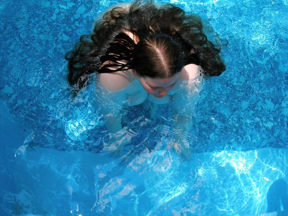 11P Swimming pool Relaxation