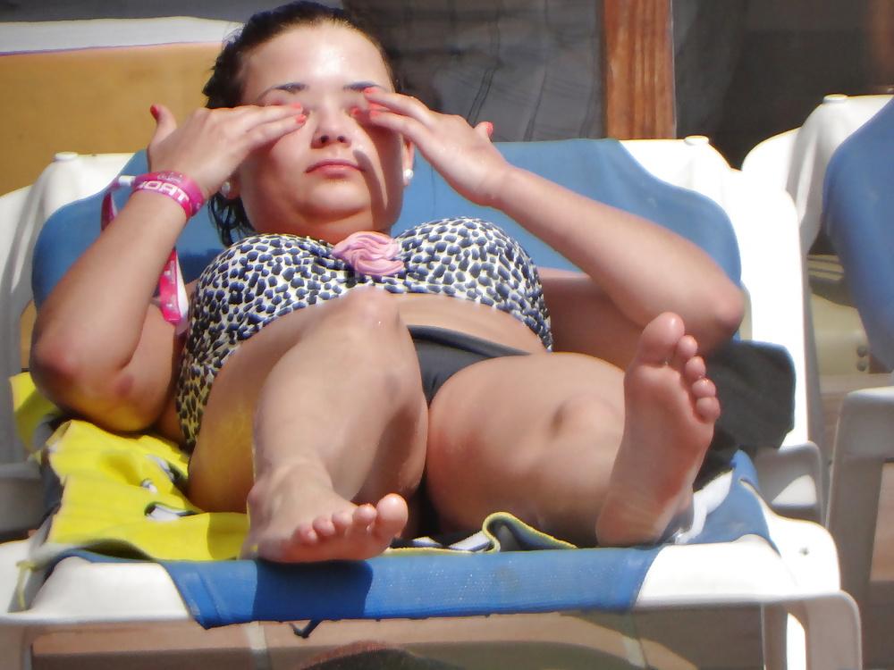 13P V on the Pool