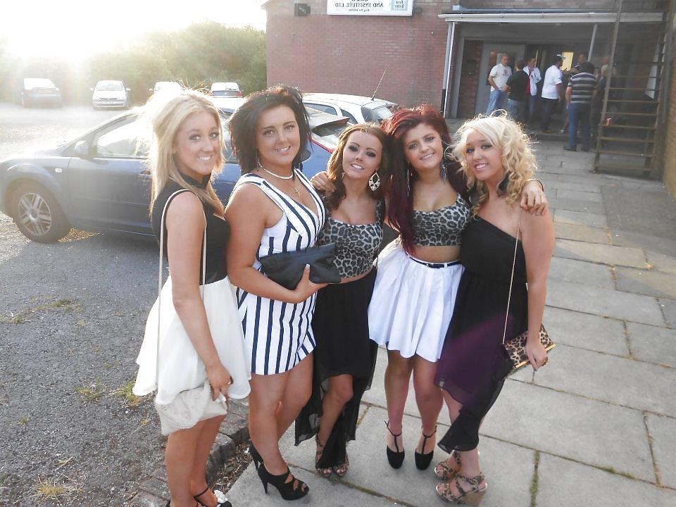 25P Chav sluts to empty your balls in 