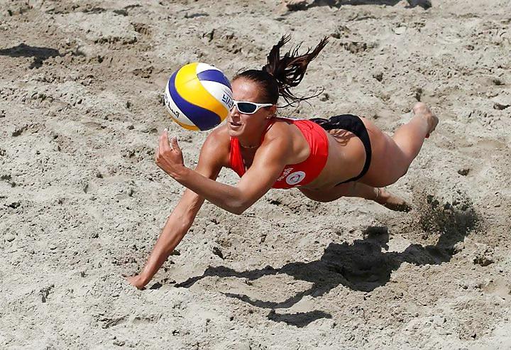 21P Serbian hot volleyball girls