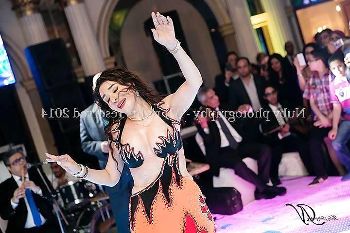 25P Egyptians Dancer 