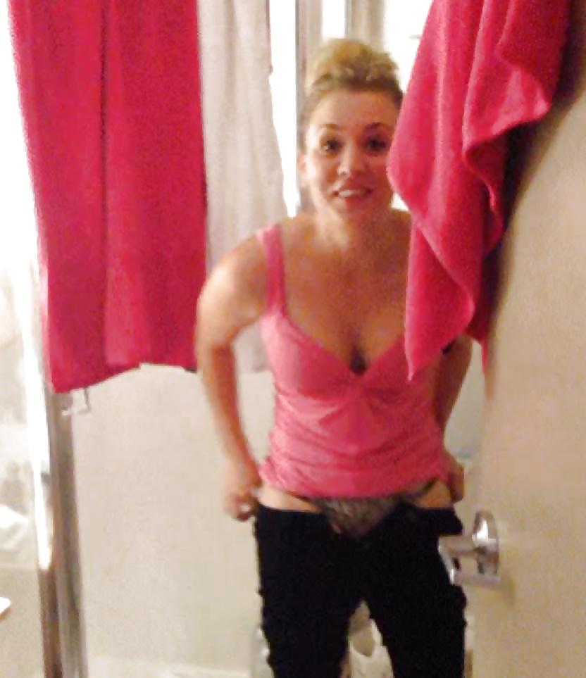 7P Kaley Cuoco Nude Leaked Pics