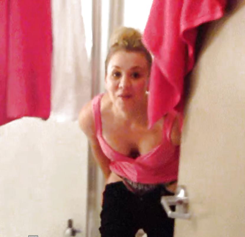 7P Kaley Cuoco Nude Leaked Pics