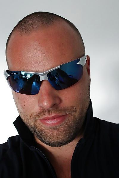 21P Self portraits with sunglasses 