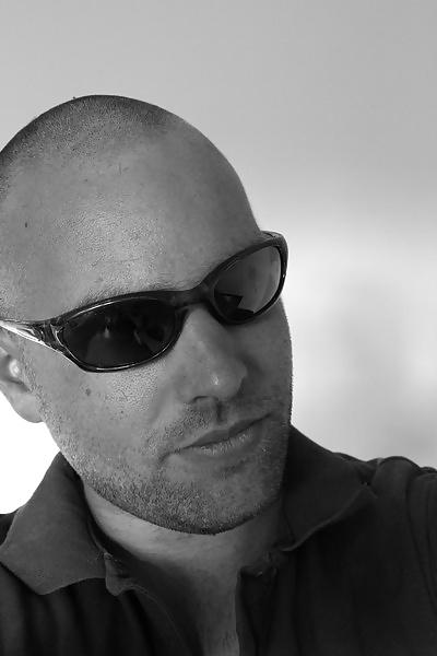 21P Self portraits with sunglasses 