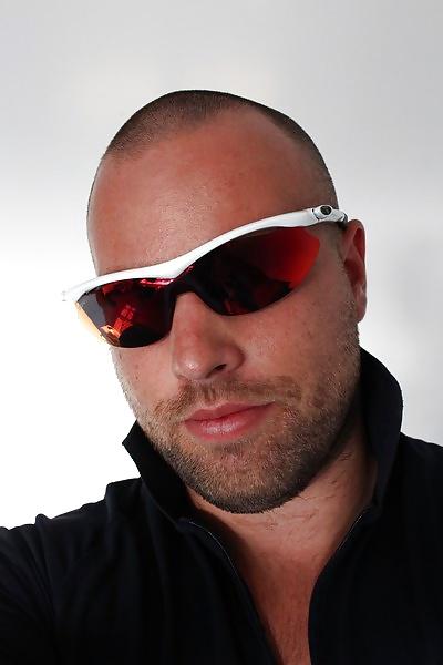 21P Self portraits with sunglasses 