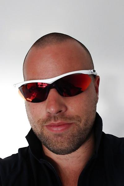 21P Self portraits with sunglasses 