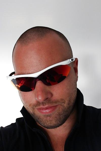 21P Self portraits with sunglasses 