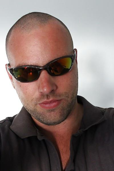 21P Self portraits with sunglasses 