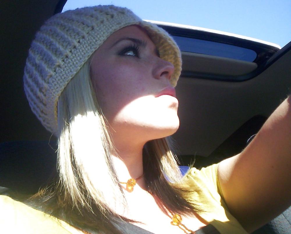 25P Cute blonde playing and fucking with her boyfriend (Amateur)
