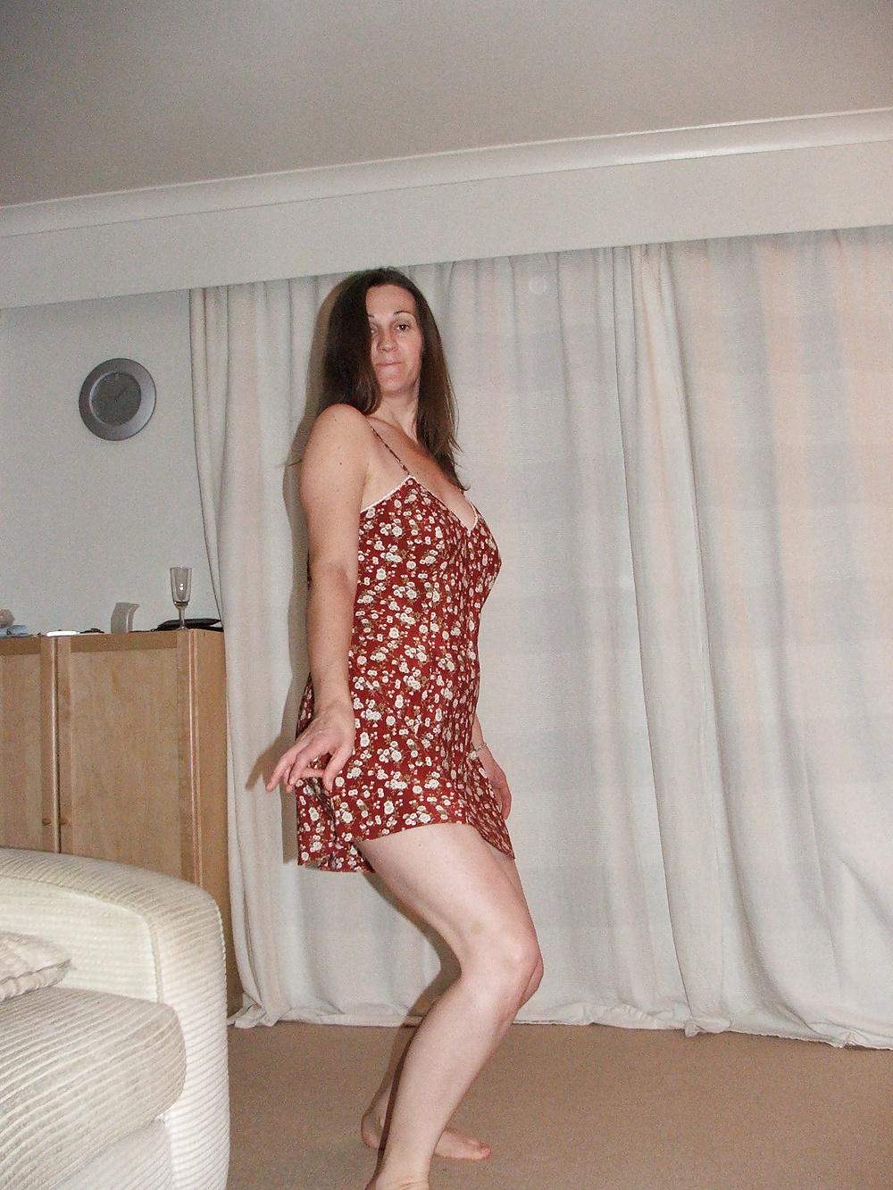 25P Recovered pics of hot milf teacher