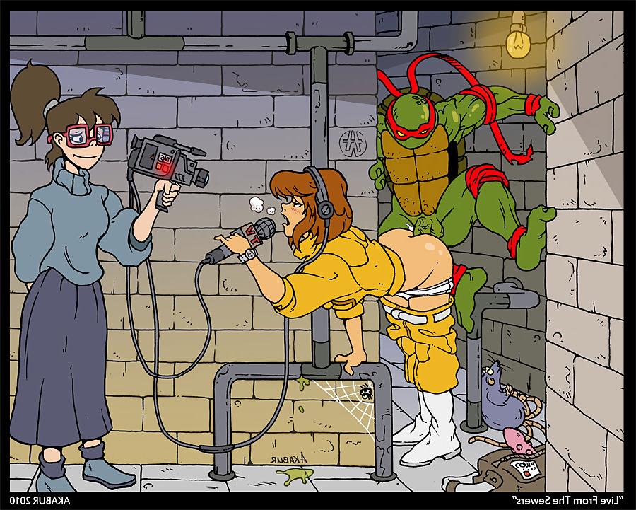 23P Lara Croft & Turtles  verybigcandy