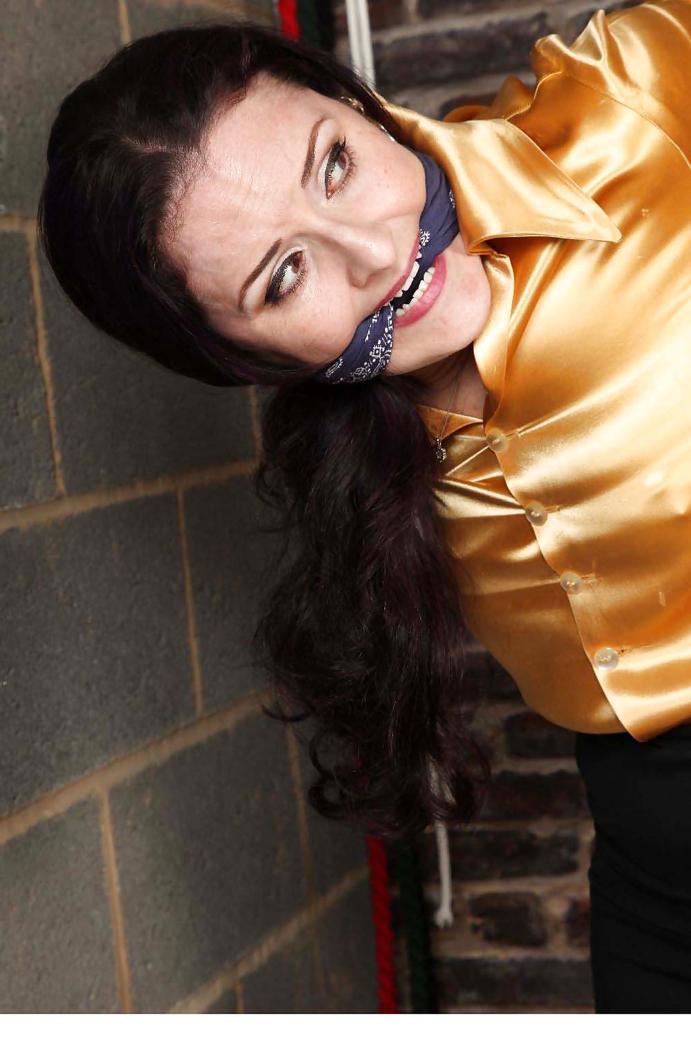 23P Caroline Pierce-Submissive Diva