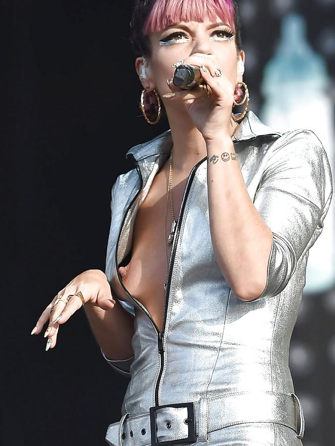 8P Lily Allen juicy pink nipples and big butt !!!