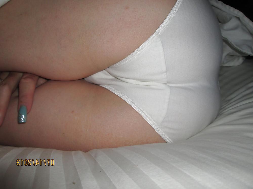 10P My Wife the Exhibitionist and Submissive. Nive Combo