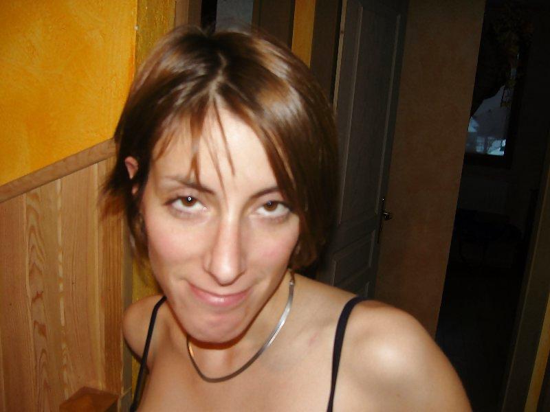 23P Italian wife