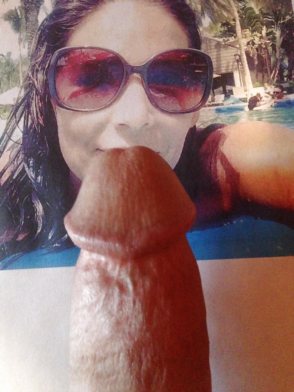 5P MILFs in sunglasses re-re-re-union