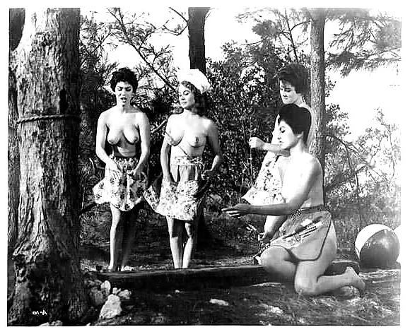 25P Vintage Nudist Pics