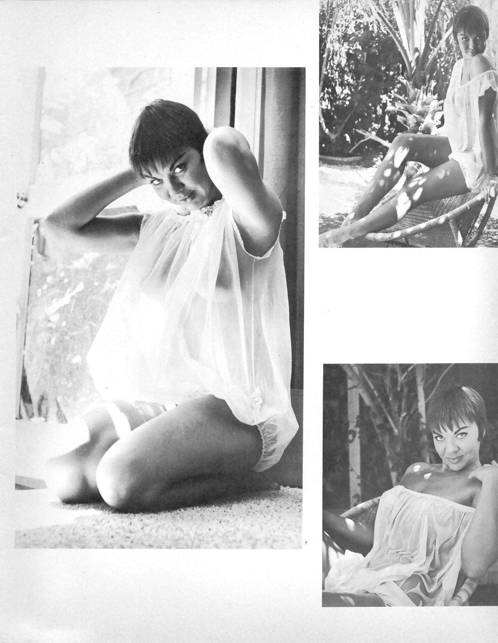 25P Joy Vol. 1 #1 - Vintage Mag (1962)