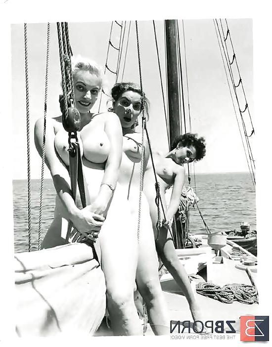 17P Busty vintage 