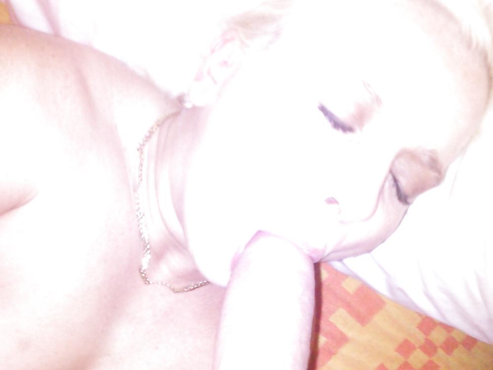 25P Blonde sucking me 