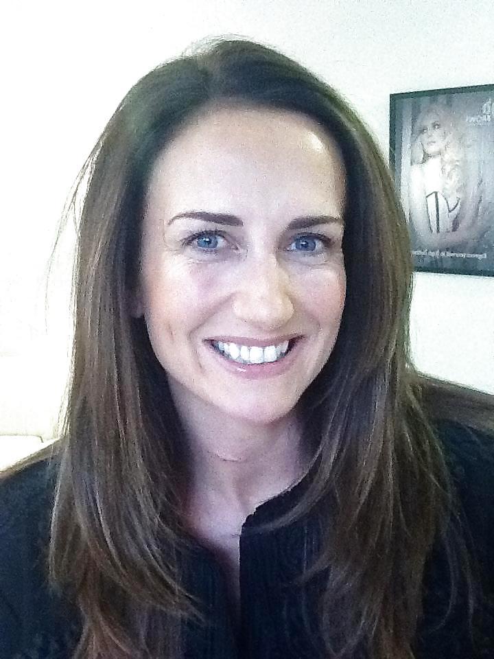 4P Lorraine Keane - Irish MILF