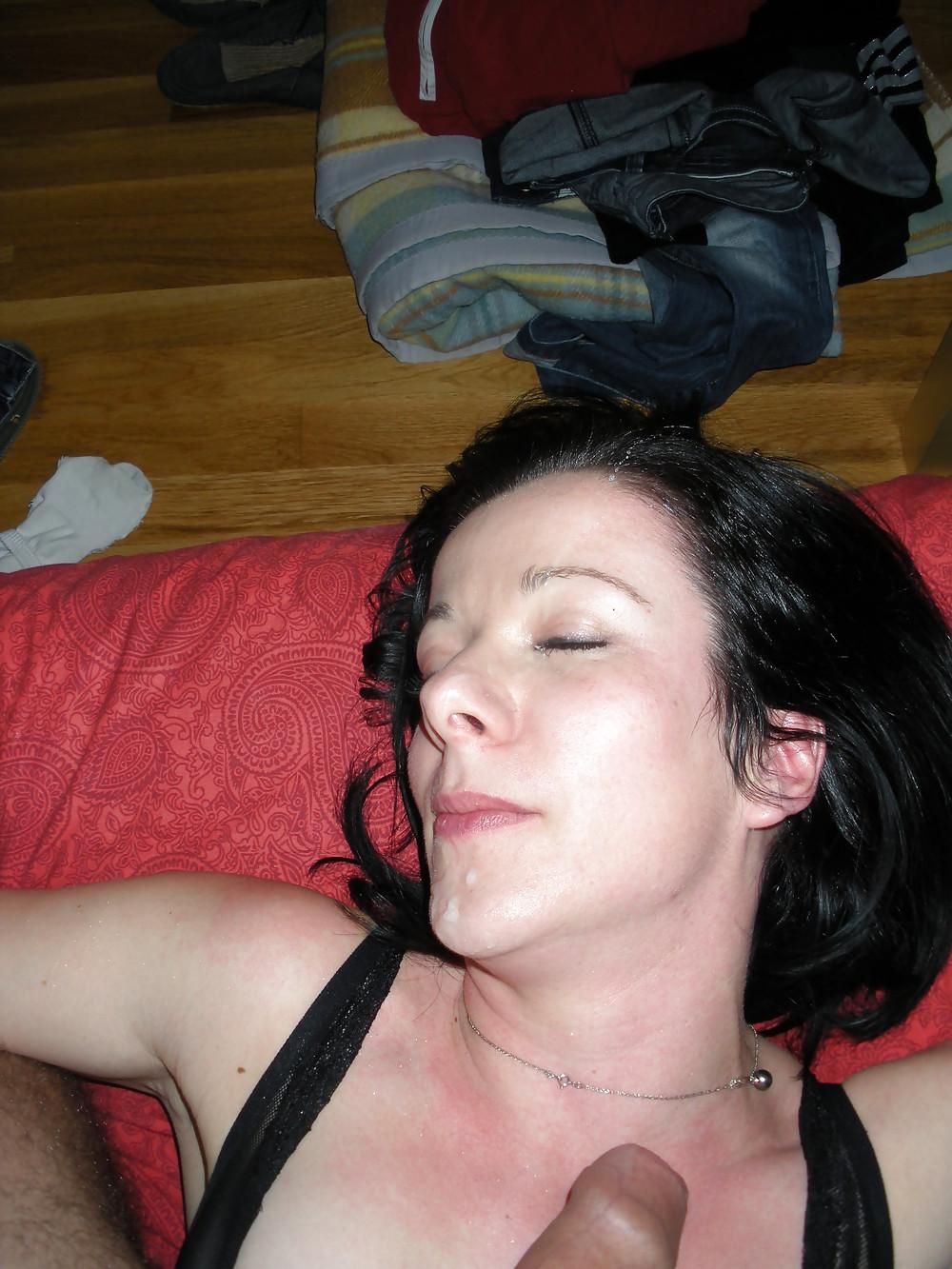 25P French Cum-Slut Milf