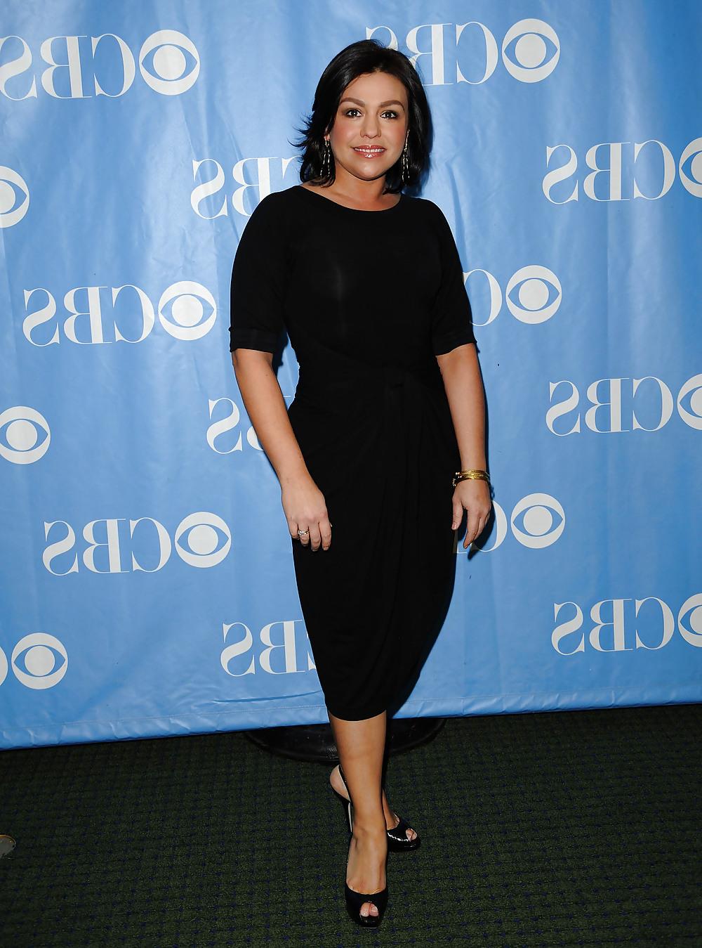 25P Rachael Ray Foot Pics