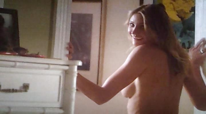 11P Cameron Diaz Tits and Ass (first leaks from Sex Tape)