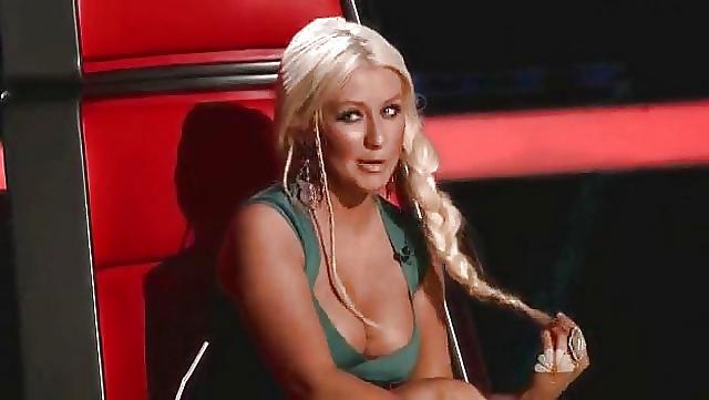 25P Hot Christina Aguilera