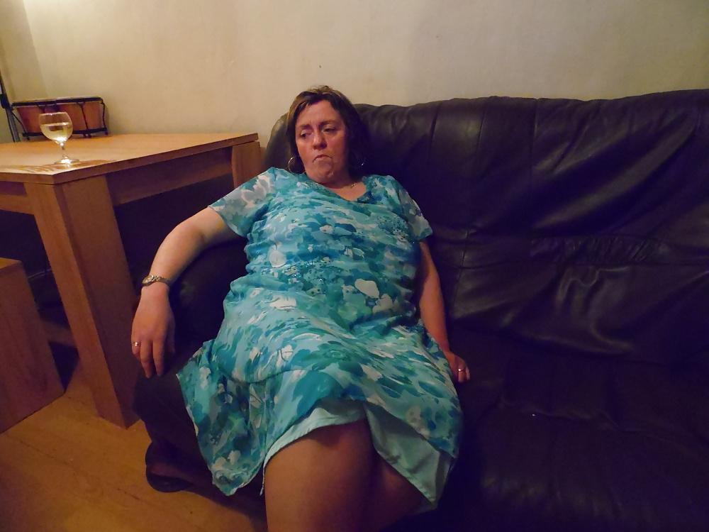 9P The Whore In Tan Tights