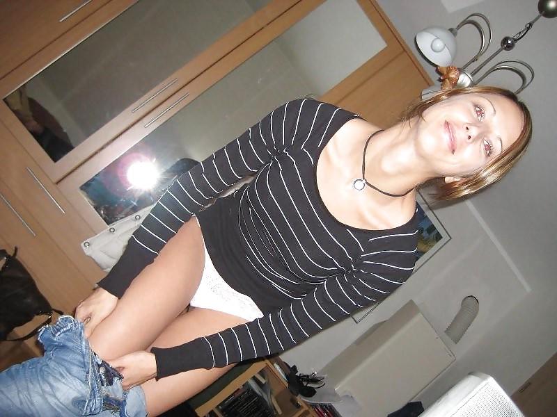 25P Tall Slut-Milf