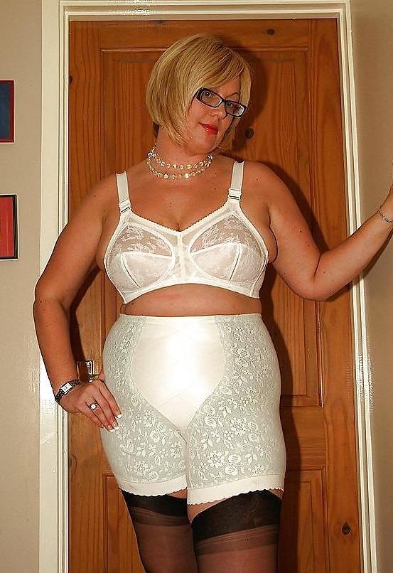 20P Mature-BBW-Ladies 120