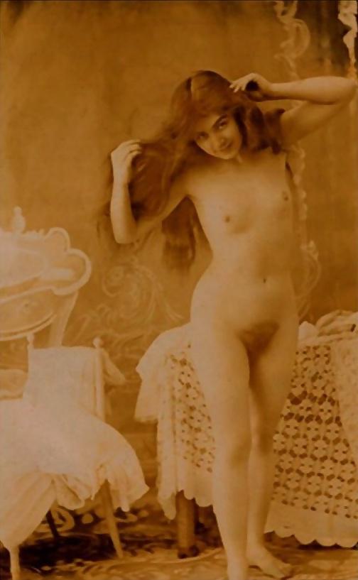 16P Vintage lady's & Posture-num-001