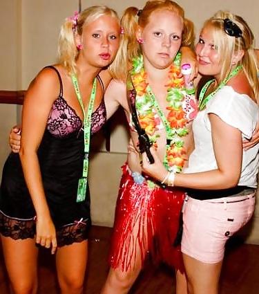 25P Danish teens-201-202-suck on banana wet t-shirts bra 