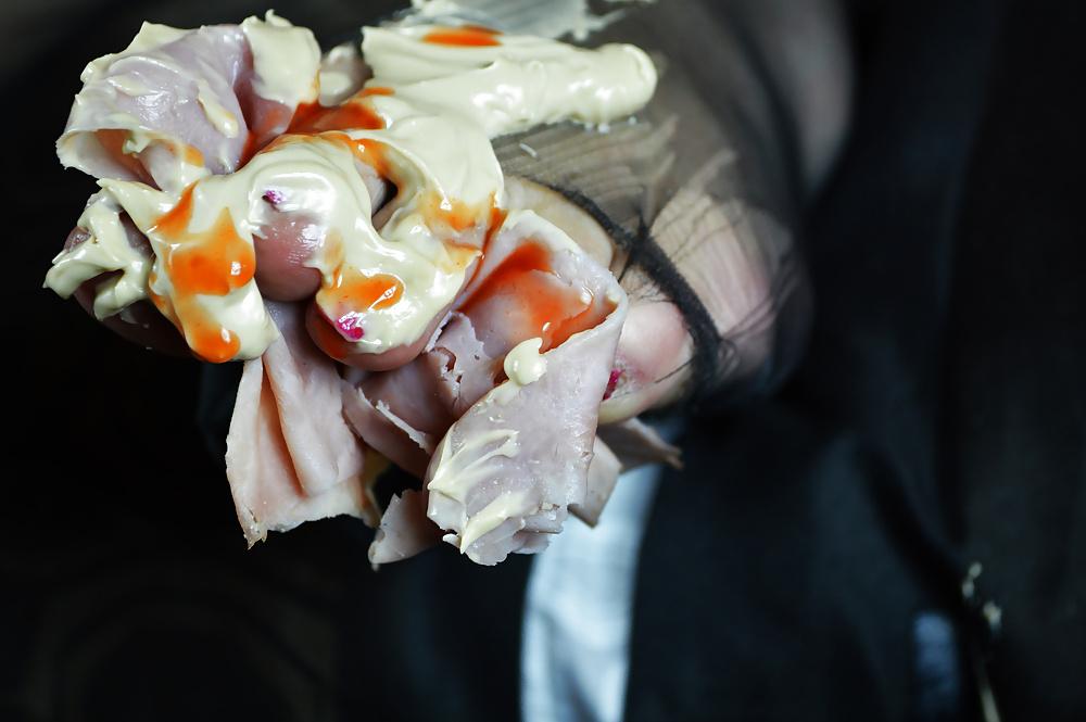 18P Hot Sause, Ham, Mayo and Toes, Messy Sandwich Feet