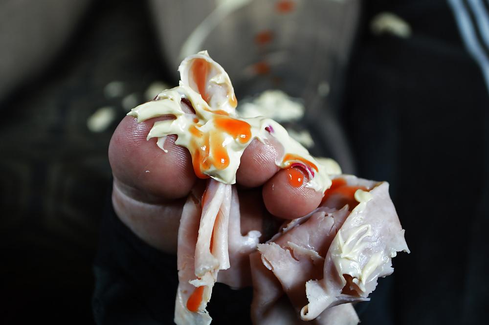 18P Hot Sause, Ham, Mayo and Toes, Messy Sandwich Feet