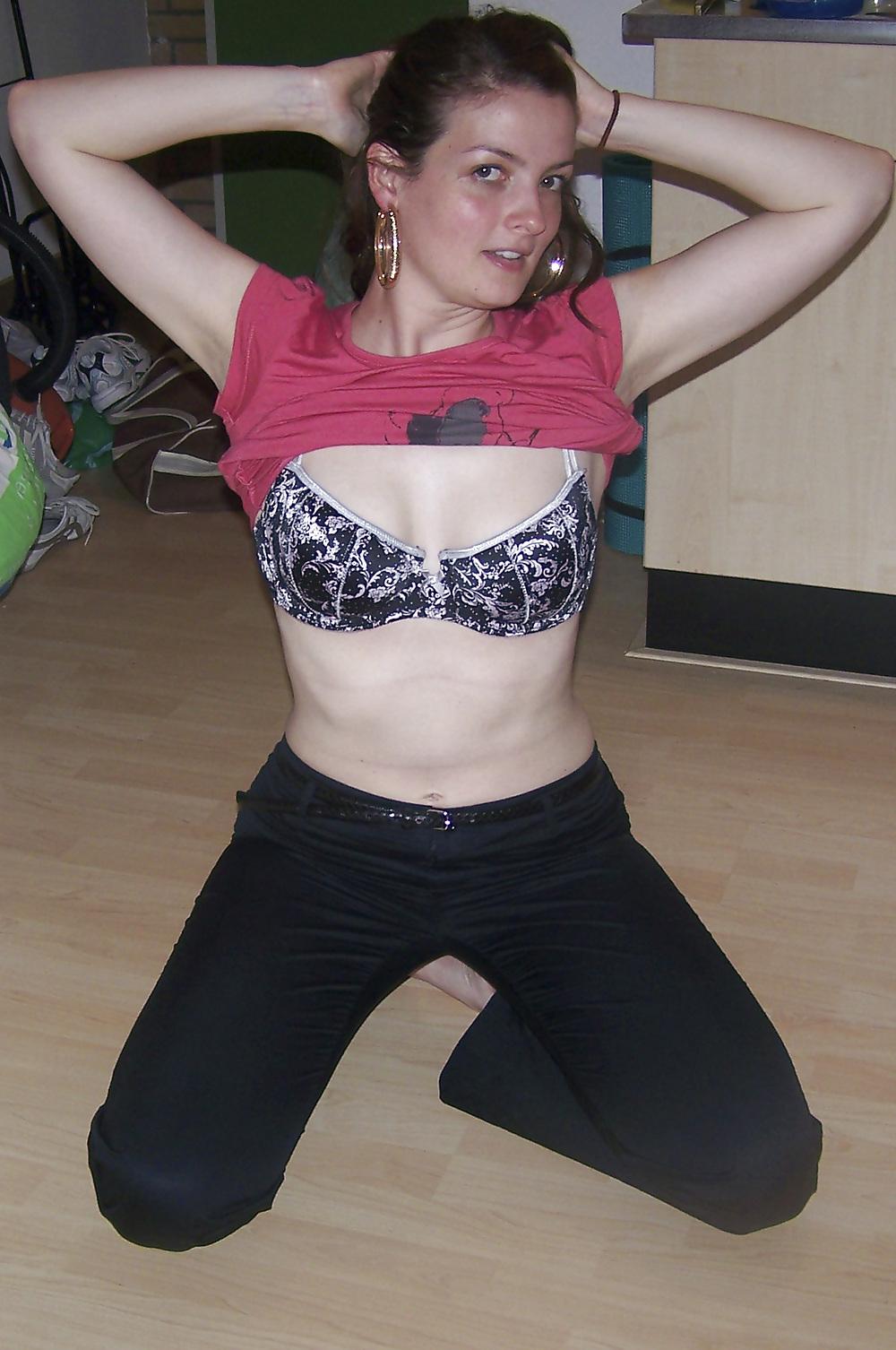 25P Hairy pussy exhibitionist