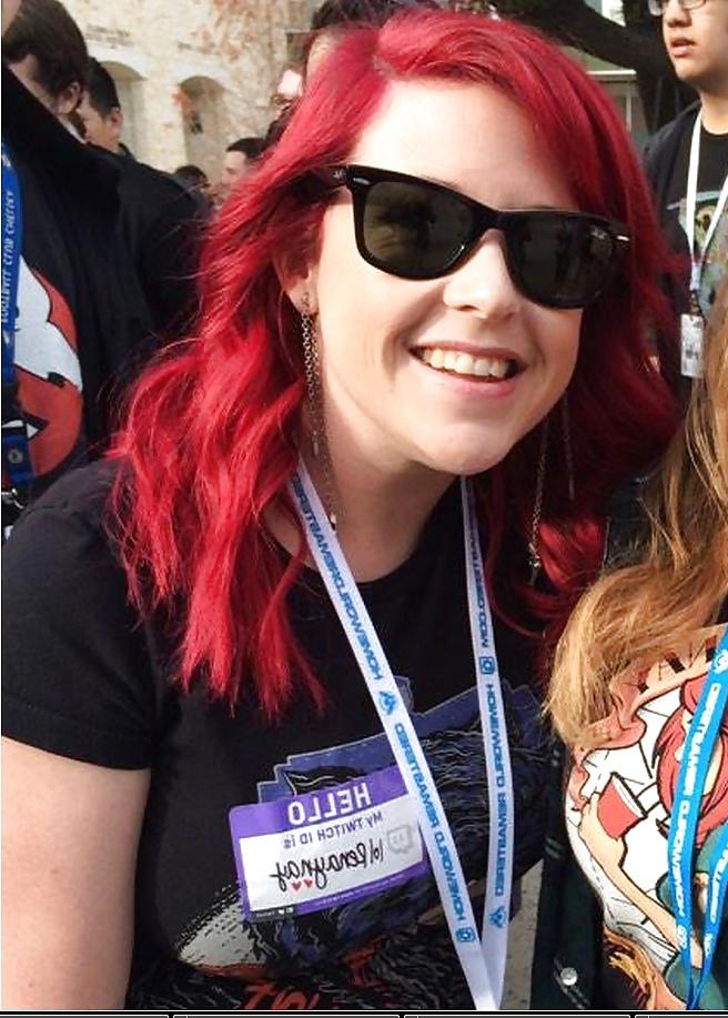 25P Lolrenaynay hot cum slut please comment.