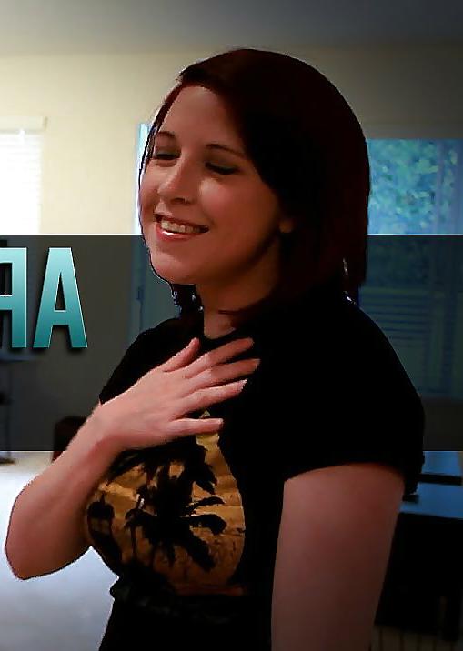 25P Lolrenaynay hot cum slut please comment.