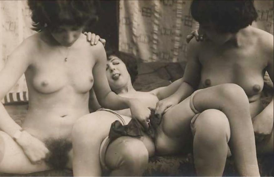 16P Vintage  Lesbians-num-001