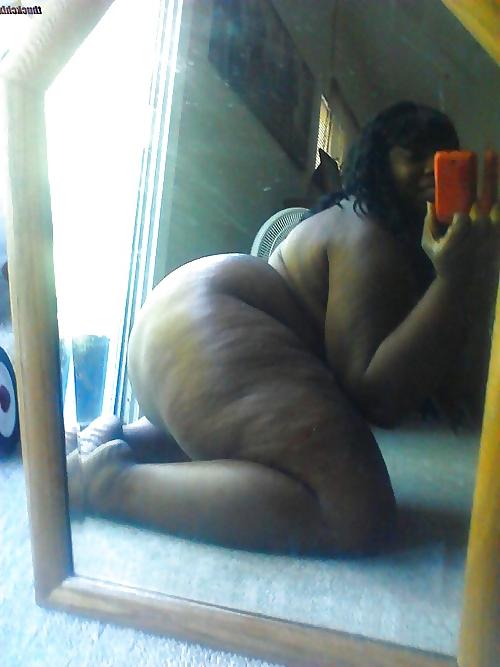 25P Ethnic Asses: Baby Got Back  #1
