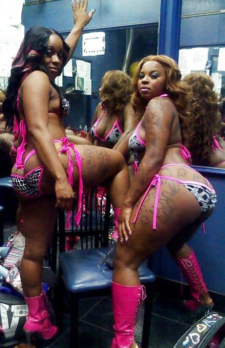 13P GHETTO CHICS 2