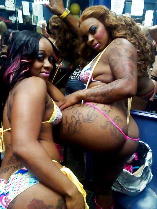 13P GHETTO CHICS 2